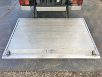 いすゞフォワードアルミウイング中型（4t）[写真18]