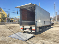 いすゞフォワードアルミウイング中型（4t）[写真09]