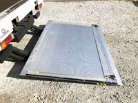 三菱ふそうキャンターアルミウイング小型（2t・3t）[写真18]