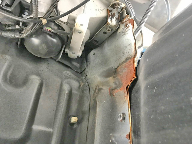 日野デュトロミキサー車（コンクリートミキサー）小型（2t・3t）[写真22]