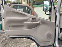 トヨタダイナクレーン6段小型（2t・3t）[写真28]