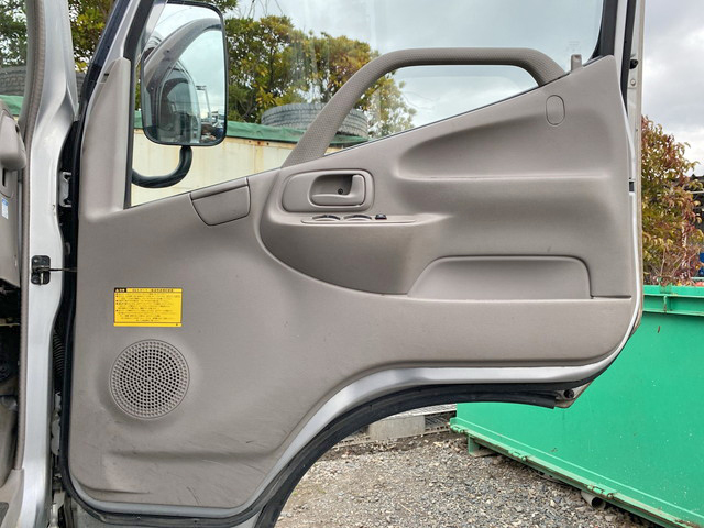 トヨタダイナクレーン6段小型（2t・3t）[写真29]