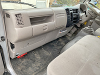 トヨタダイナクレーン6段小型（2t・3t）[写真30]