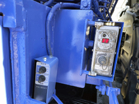 日野レンジャーセルフクレーン4段増トン（6t・8t）[写真24]