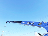 日野レンジャーセルフクレーン4段増トン（6t・8t）[写真08]