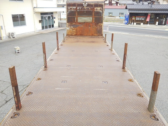 UDトラックスビッグサムアルミブロック大型（10t）[写真13]