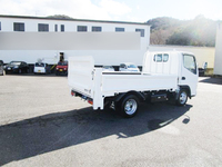 三菱ふそうキャンターガッツ平ボディ小型（2t・3t）[写真03]