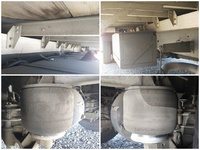 いすゞフォワード幌ウイング中型（4t）[写真16]