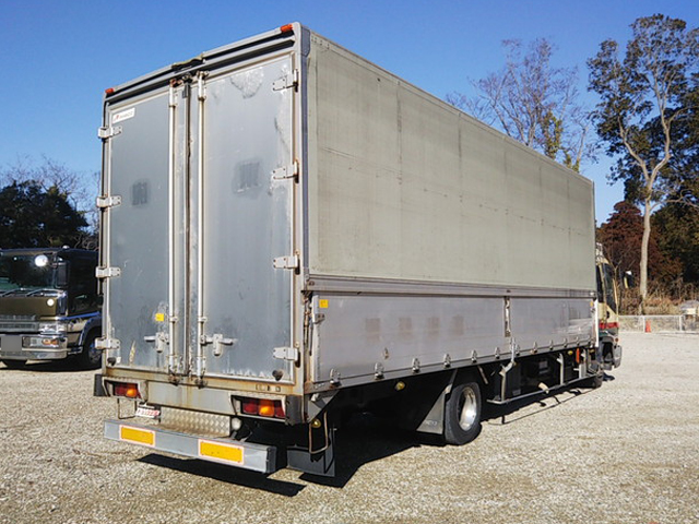 いすゞフォワード幌ウイング中型（4t）[写真02]