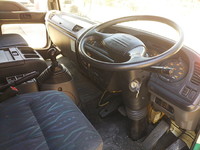 いすゞフォワード幌ウイング中型（4t）[写真27]