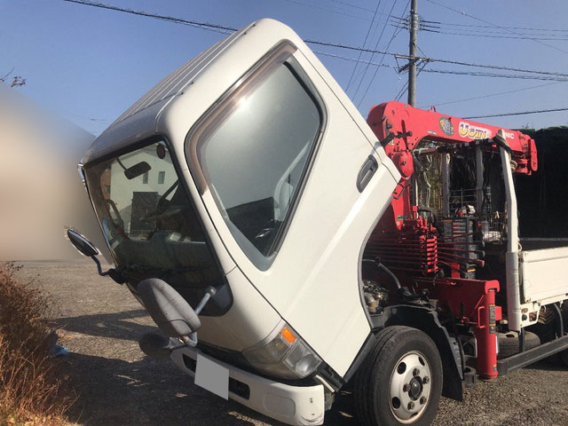 三菱ふそうキャンターユニック4段小型（2t・3t）[写真04]