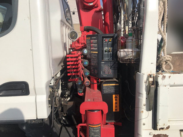 三菱ふそうキャンターユニック4段小型（2t・3t）[写真08]