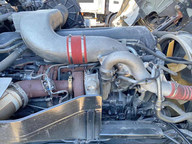 UDトラックスクオンアルミブロック大型（10t）[写真25]