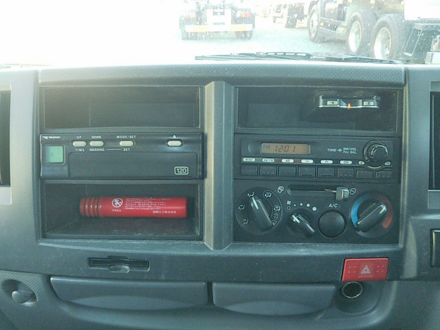 UDトラックスコンドルセーフティクレーン3段小型（2t・3t）[写真36]