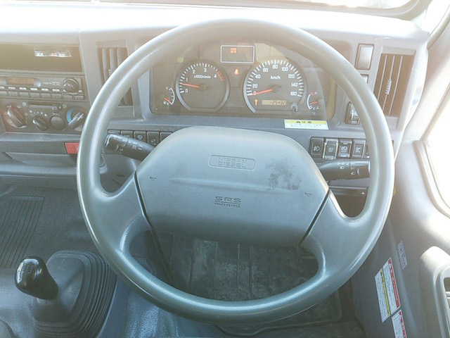 UDトラックスコンドルセーフティクレーン3段小型（2t・3t）[写真37]