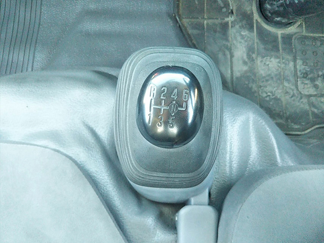 UDトラックスコンドルセーフティクレーン3段小型（2t・3t）[写真38]