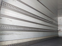 日野レンジャー冷凍車（冷蔵車）中型（4t）[写真12]