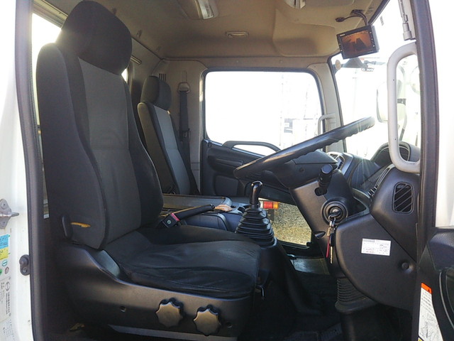 日野レンジャー冷凍車（冷蔵車）中型（4t）[写真31]