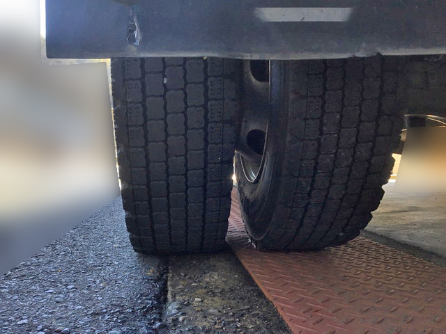 三菱ふそうファイターアルミブロック中型（4t）[写真11]