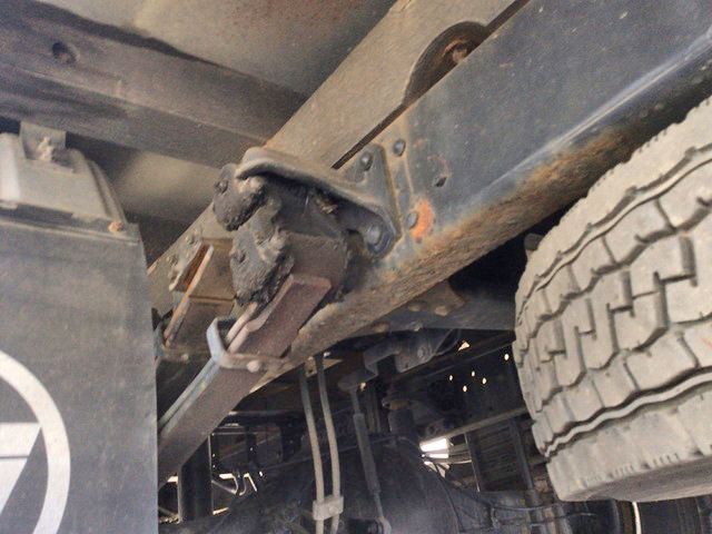 三菱ふそうファイターアルミブロック中型（4t）[写真14]