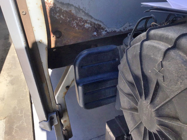 三菱ふそうファイターアルミブロック中型（4t）[写真17]