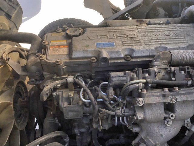 三菱ふそうファイターアルミブロック中型（4t）[写真23]