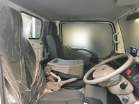 日産アトラス平ボディ小型（2t・3t）[写真24]