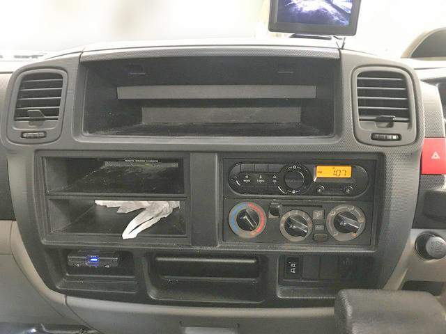 日産アトラス平ボディ小型（2t・3t）[写真29]