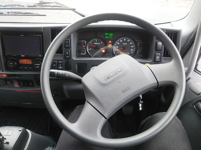 いすゞフォワードセルフクレーン6段増トン（6t・8t）[写真22]