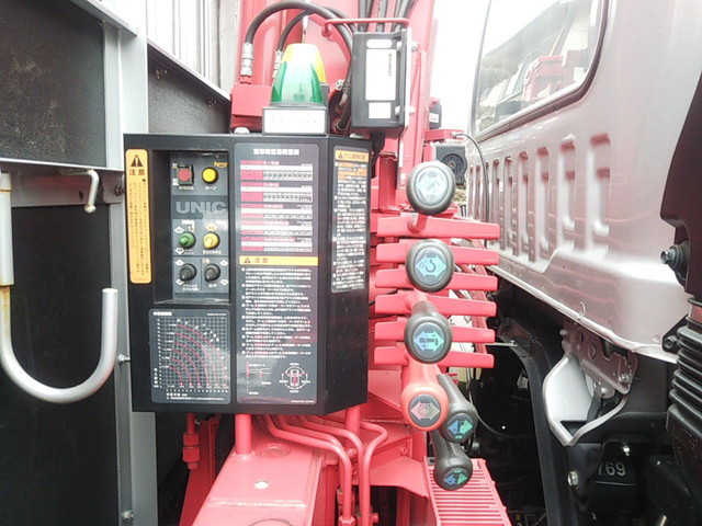 いすゞフォワードセルフクレーン6段増トン（6t・8t）[写真09]
