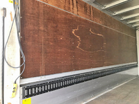 三菱ふそうキャンターアルミウイング小型（2t・3t）[写真12]