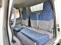 三菱ふそうキャンターアルミウイング小型（2t・3t）[写真32]