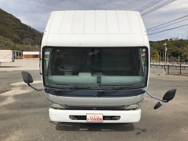 三菱ふそうキャンターアルミウイング小型（2t・3t）[写真09]