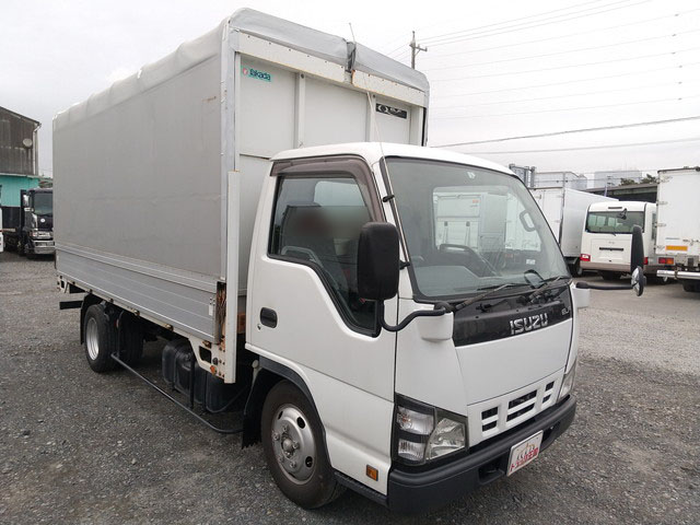 いすゞエルフ幌ウイング小型（2t・3t）[写真03]