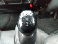 いすゞエルフ幌ウイング小型（2t・3t）[写真32]