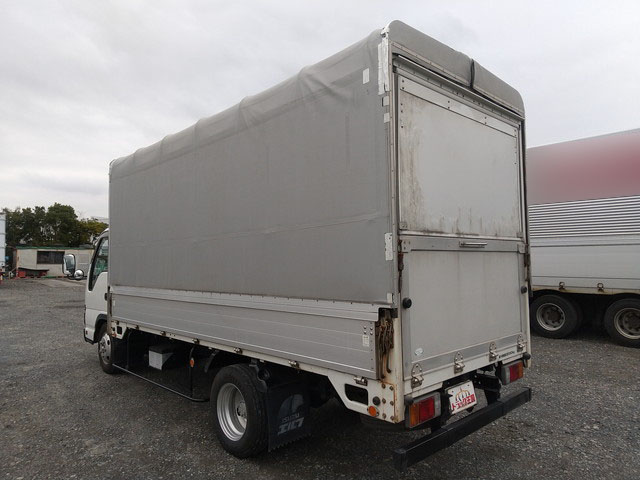 いすゞエルフ幌ウイング小型（2t・3t）[写真04]