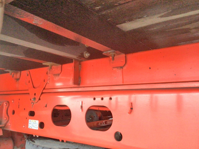 いすゞフォワードアルミブロック増トン（6t・8t）[写真19]