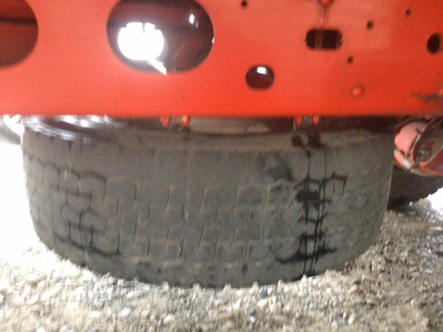 いすゞフォワードアルミブロック増トン（6t・8t）[写真20]