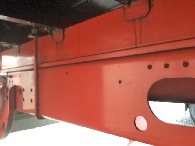 いすゞフォワードアルミブロック増トン（6t・8t）[写真21]