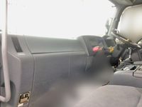 いすゞフォワードアルミブロック増トン（6t・8t）[写真30]