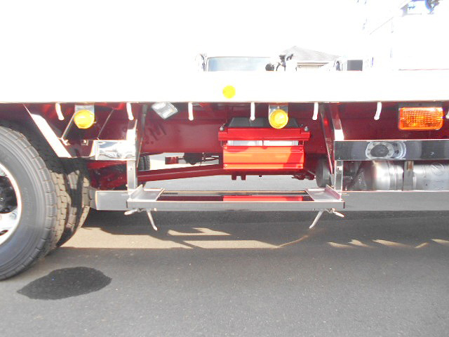 三菱ふそうファイターセルフクレーン4段増トン（6t・8t）[写真10]