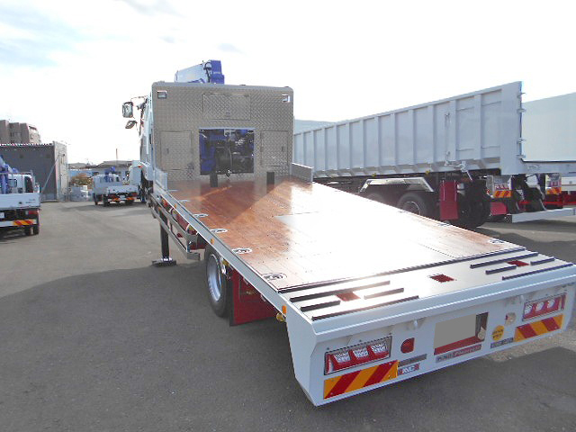 三菱ふそうファイターセルフクレーン4段増トン（6t・8t）[写真08]