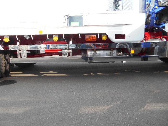 三菱ふそうファイターセルフクレーン4段増トン（6t・8t）[写真09]