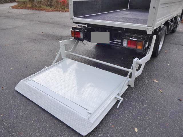 いすゞエルフ平ボディ小型（2t・3t）[写真11]