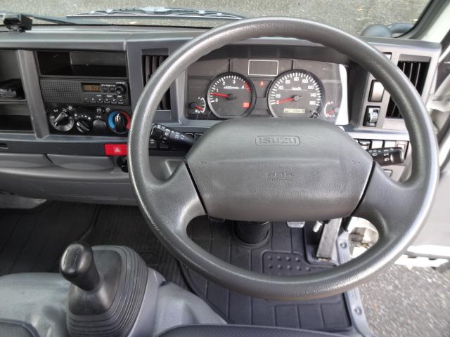 いすゞエルフ平ボディ小型（2t・3t）[写真33]