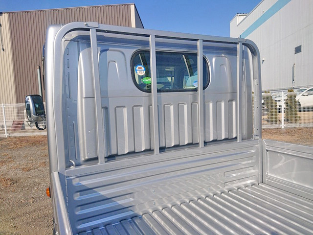 日産アトラス平ボディ小型（2t・3t）[写真10]