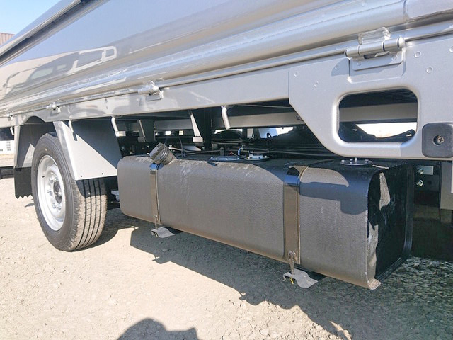 日産アトラス平ボディ小型（2t・3t）[写真14]