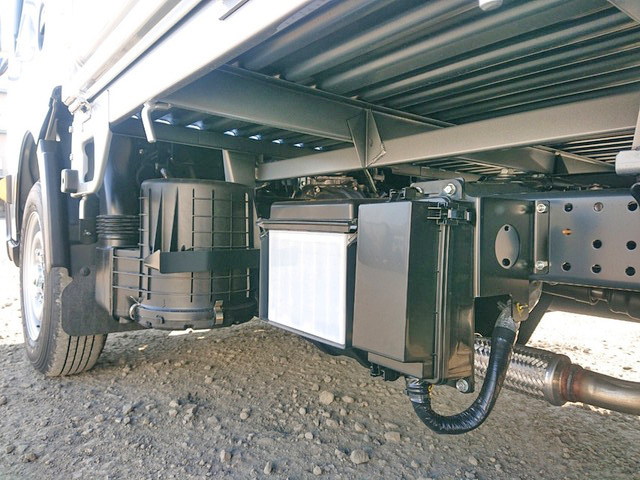 日産アトラス平ボディ小型（2t・3t）[写真15]