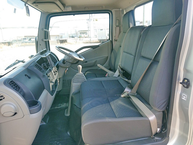 日産アトラス平ボディ小型（2t・3t）[写真25]