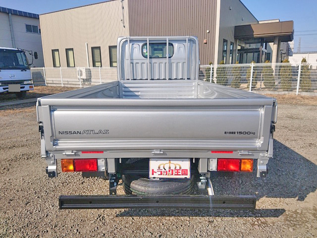 日産アトラス平ボディ小型（2t・3t）[写真08]